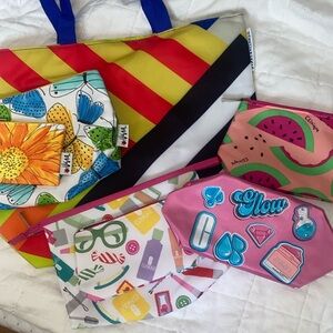 Clinique makeup bag bundle